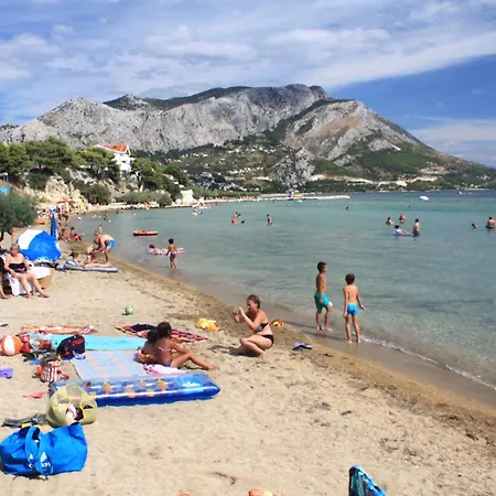 With Parking Space Duce, - 23509 Apartman