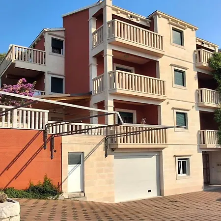 With Parking Space Duce, - 23509 *