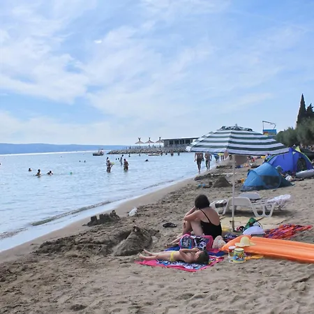 With Parking Space Duce, - 23509 Apartman