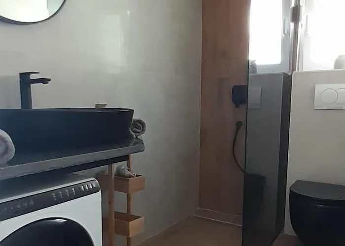 Apartman With Parking Space Duce, - 23509 Omis