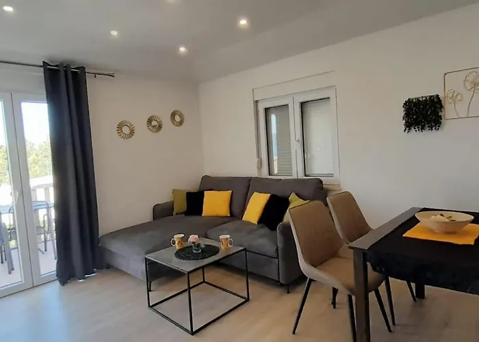 With Parking Space Duce, - 23509 Apartman *