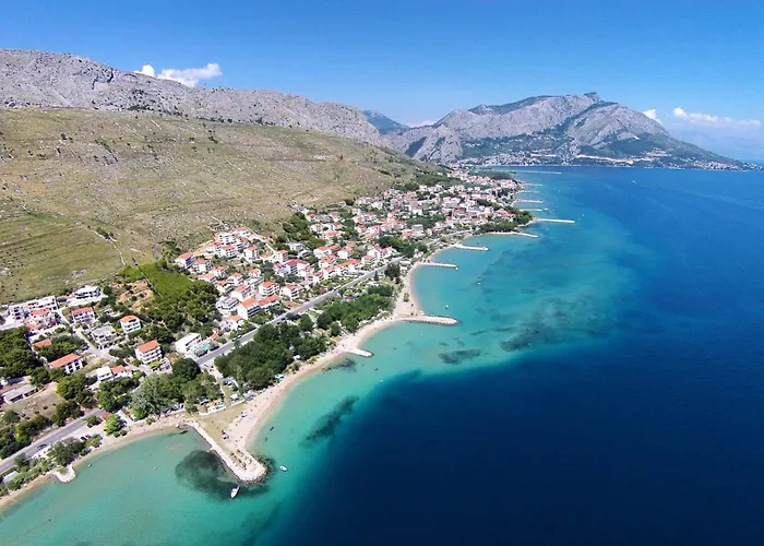 With Parking Space Duce, - 23509 * Omis