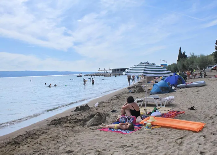 With Parking Space Duce, - 23509 Apartman